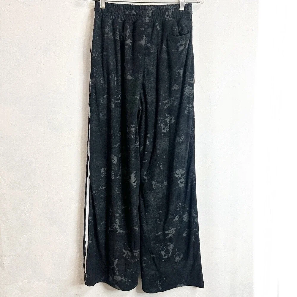 Nike Sportswear Phoenix Fleece Camo Sweatpant Glare Wide Leg Women Small Elastic